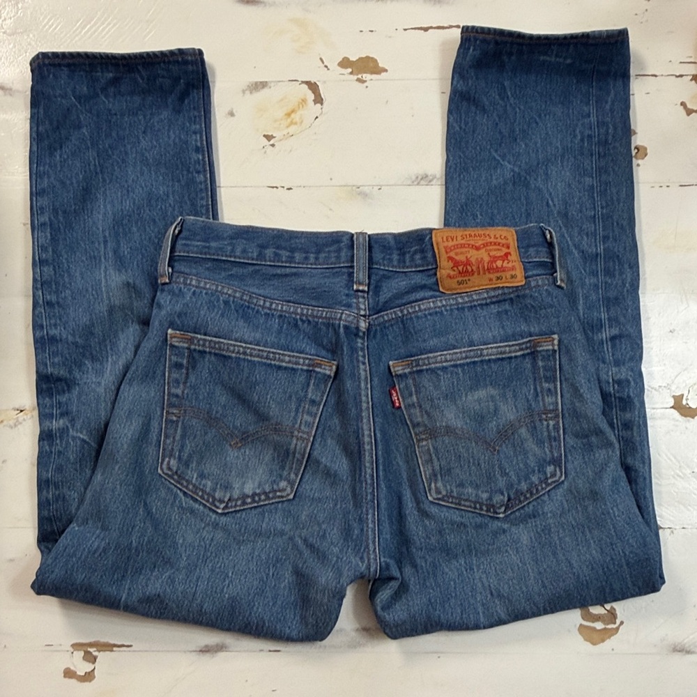 Levi's Button Fly Jeans - Picture 7 of 11